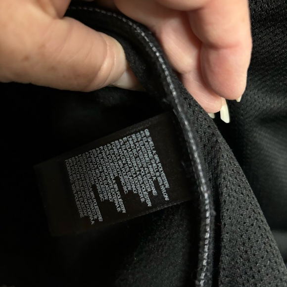 The North Face Soft Shell Jacket Fleece Lined M Black White Pink Blue Abstract - Picture 15 of 16